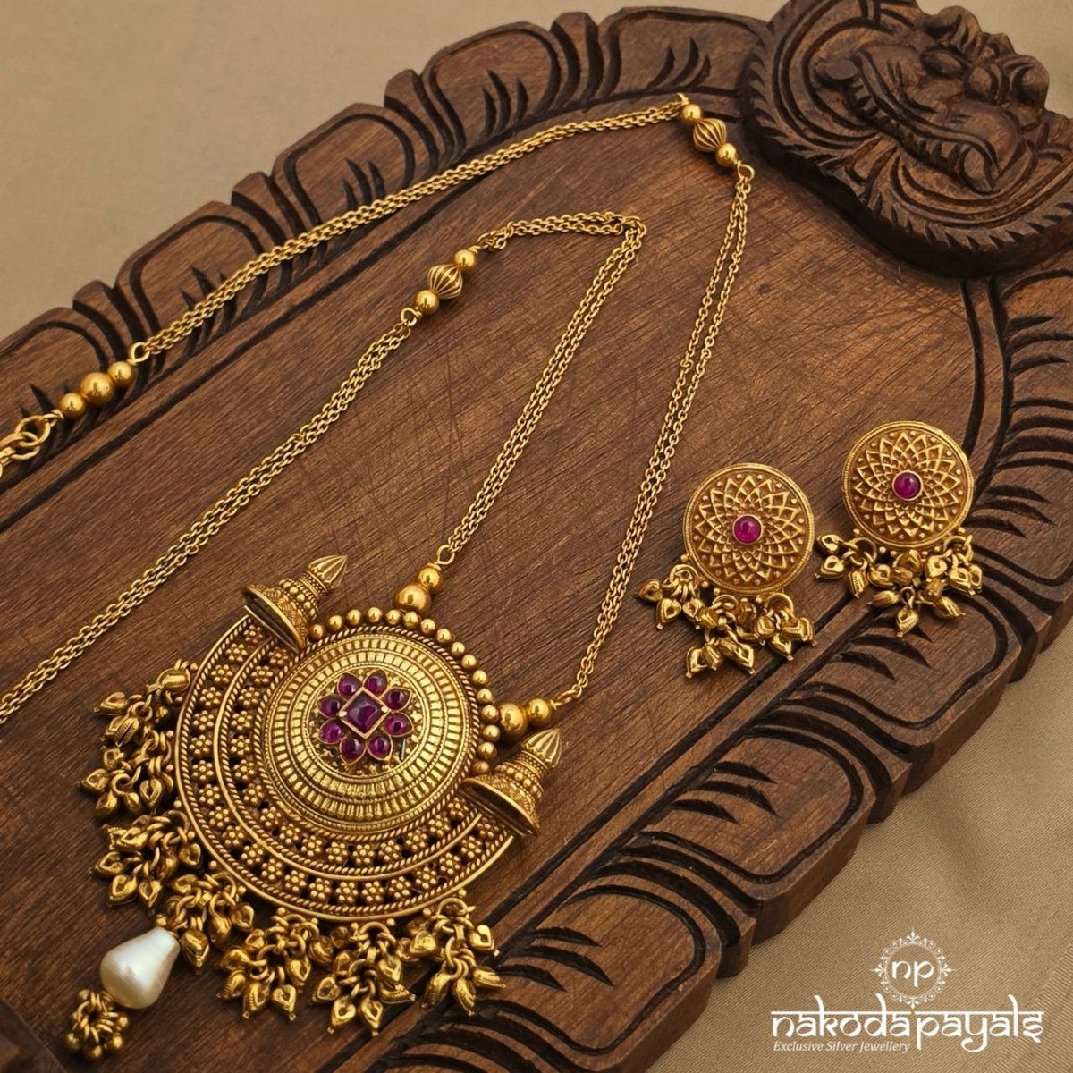 Pink Floral Pearl Neckpiece With Earrings (Gn11112)
