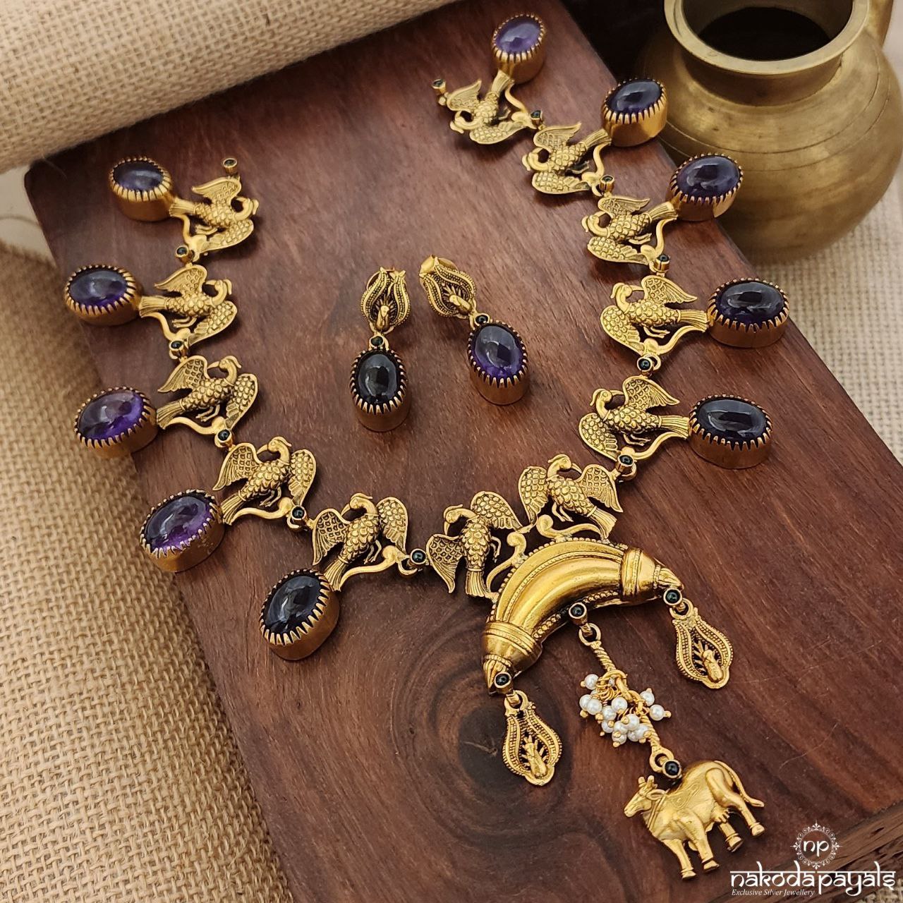 Gandaberunda Amethyst Neckpiece With Earrings (Gn8992)