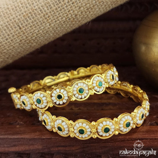 Green Pearled Kundan Kada (Gk3074)