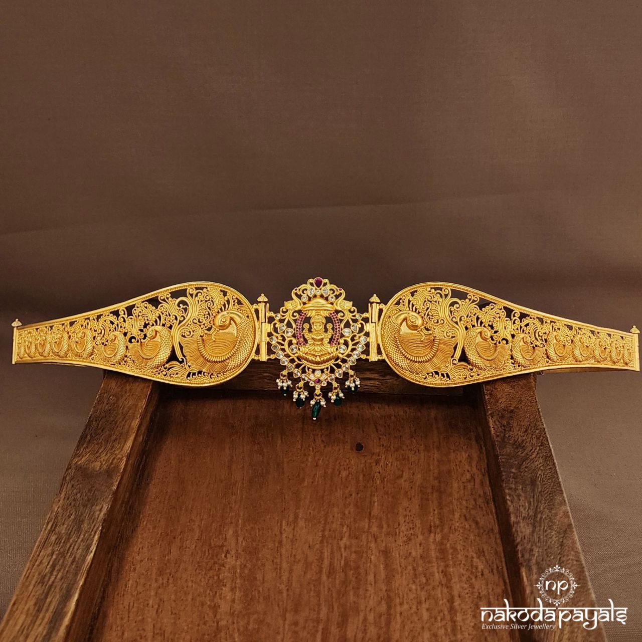 Lakshmi Green Drop Daab With Belt (D0243)