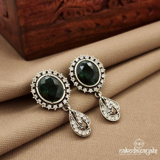 Green Oval  Earrings (C3923)