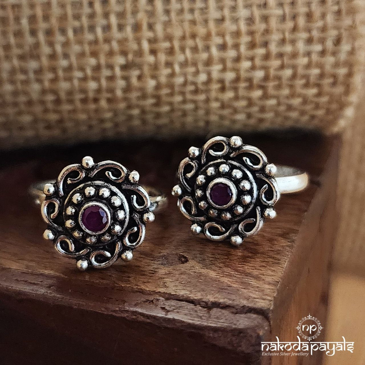 Red Toerings (T4326)