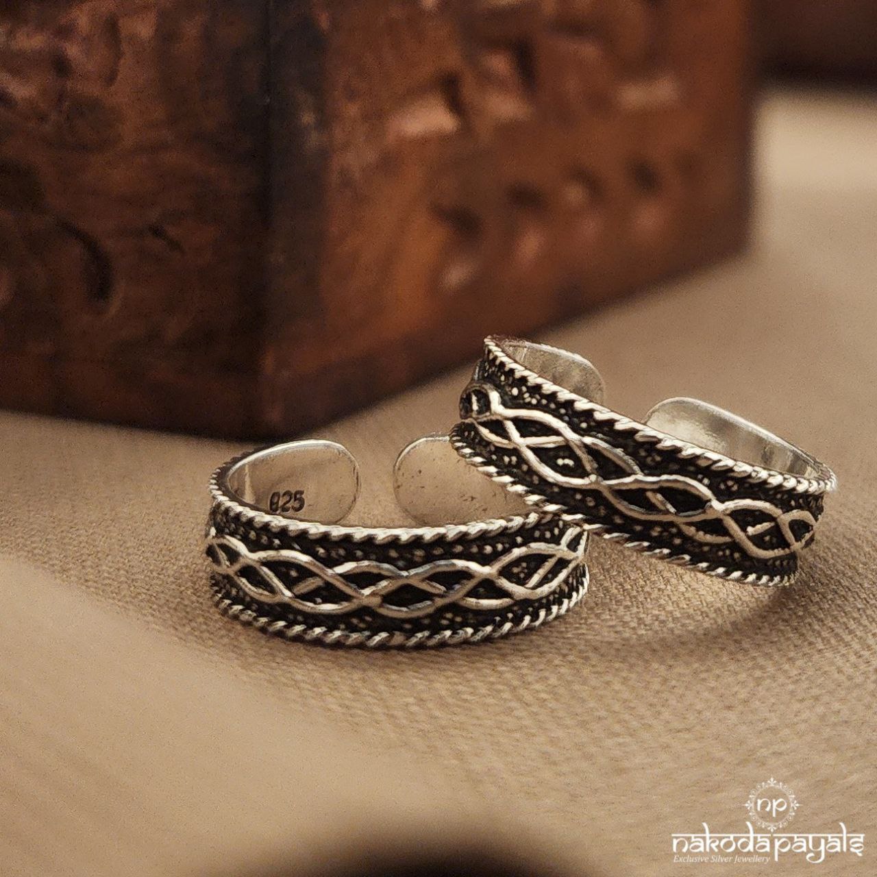 Braided  Toebands (T4762)