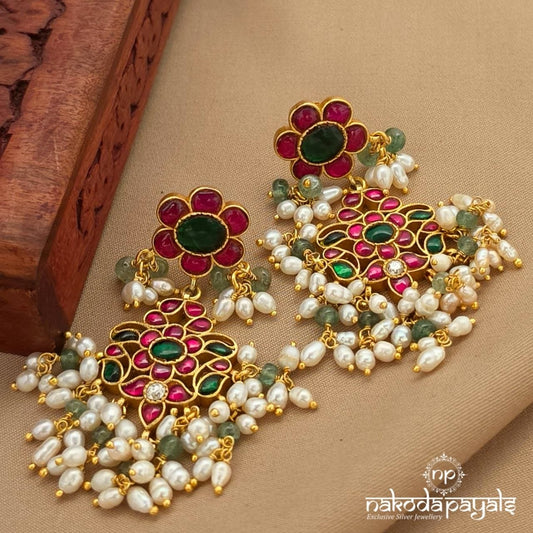 Gorgeous Pearly Chandbali (Ge10687)