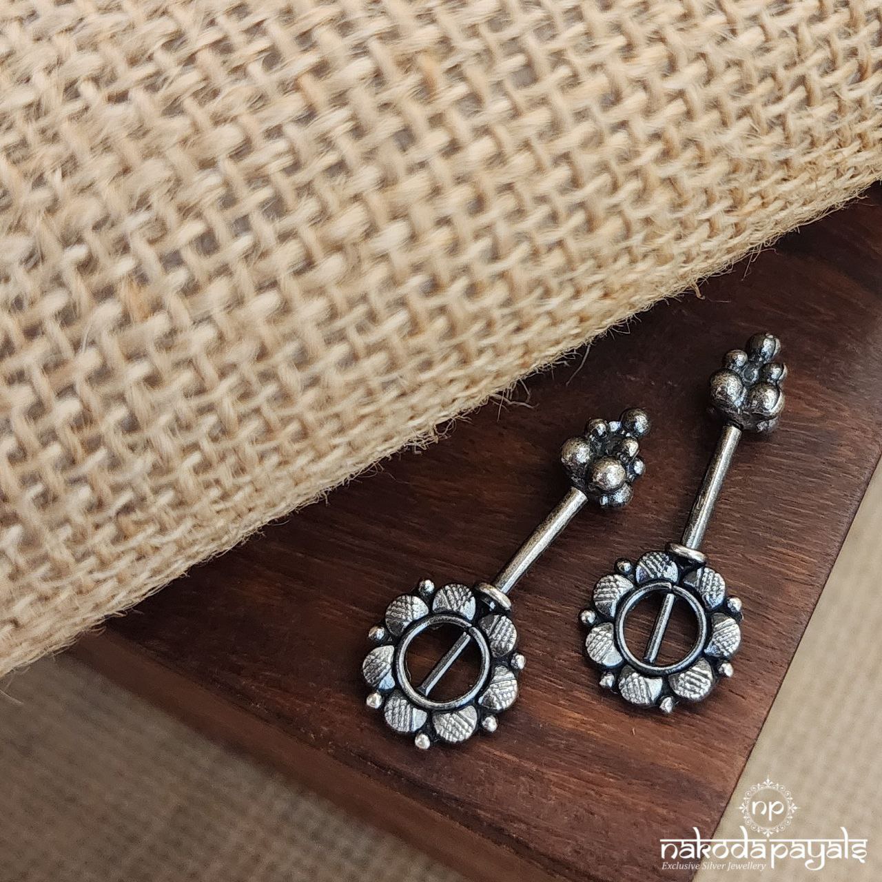 Elegant Bugadi (St2959)