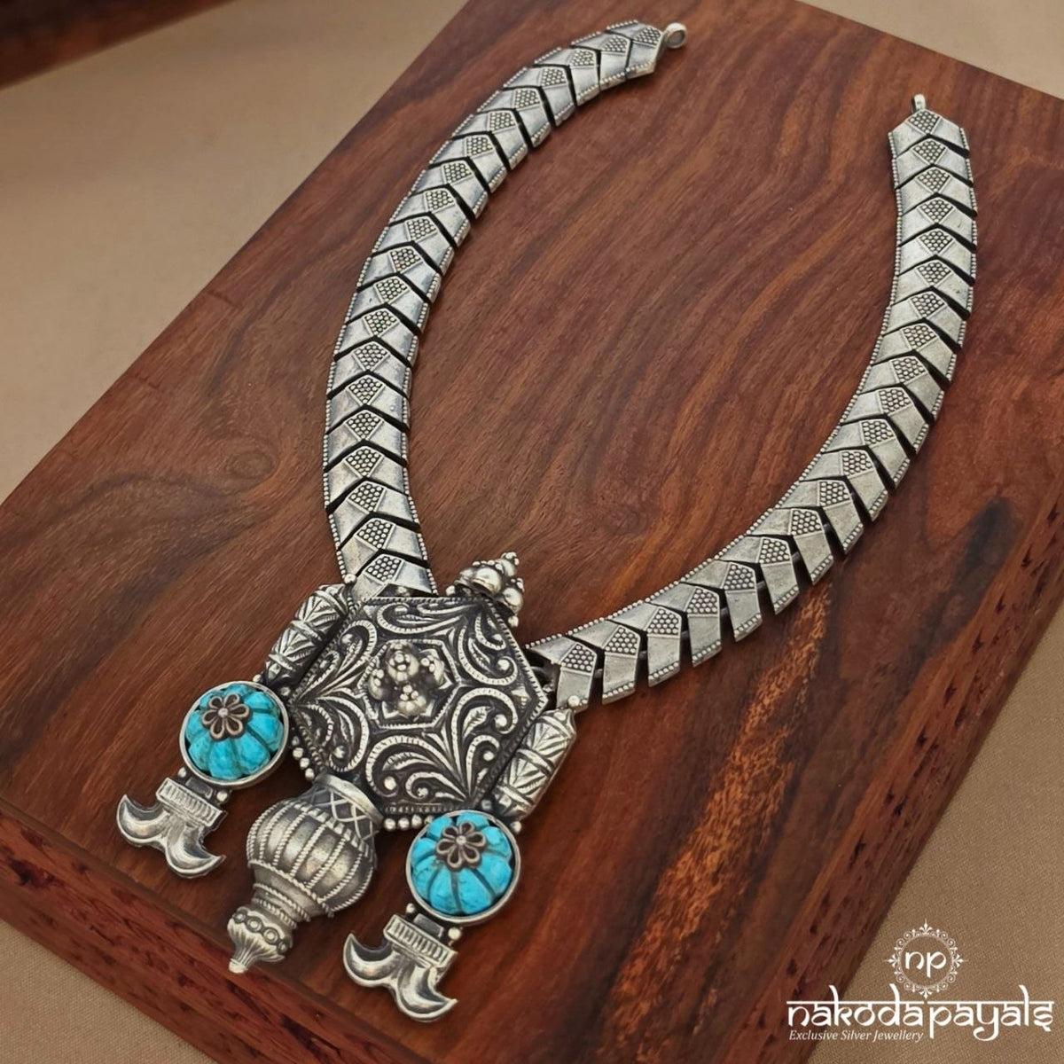 Traditional Turquoise Neckpiece (N12129)