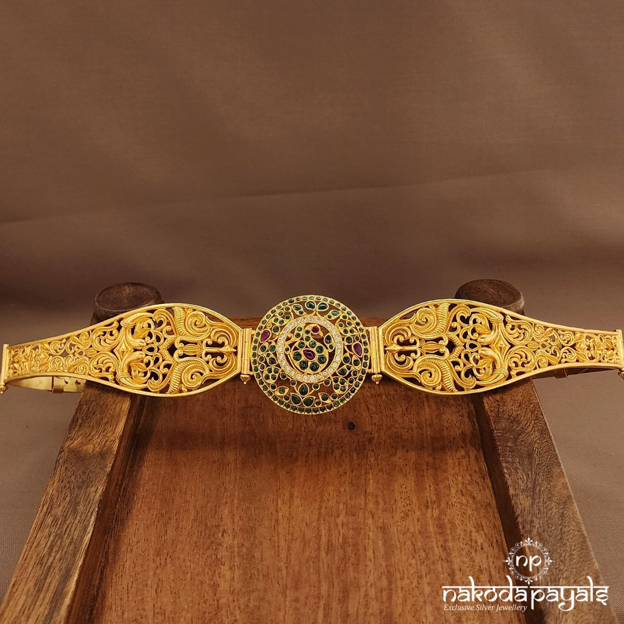 Green Peacock Daab With Belt (D0252)