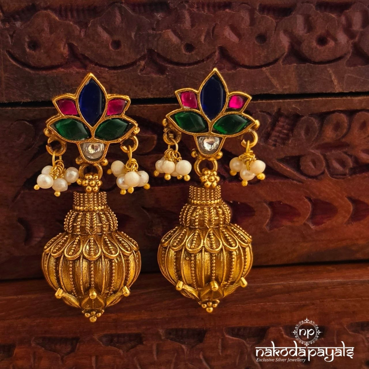 Exemplary Pearly Chandbali (Ge11366)