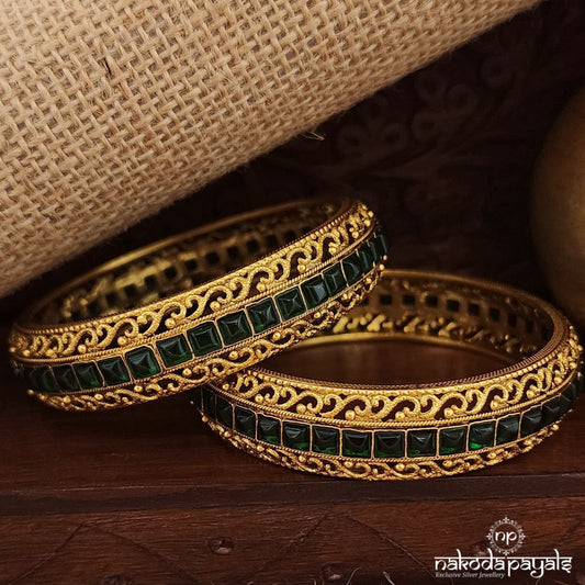 Squarish Green Bangles Pairs (2.2) (Gk3136)