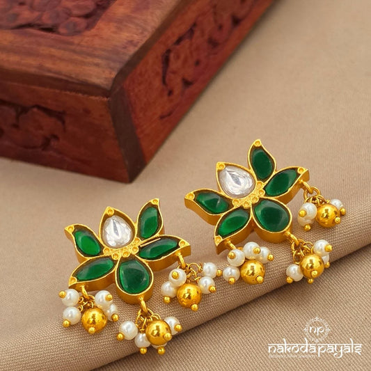 Green Lotus Studs (Ge10676)