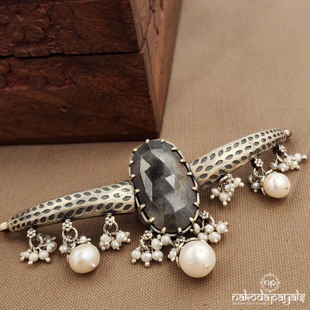 Oval Elegant  Choker  (N11270)