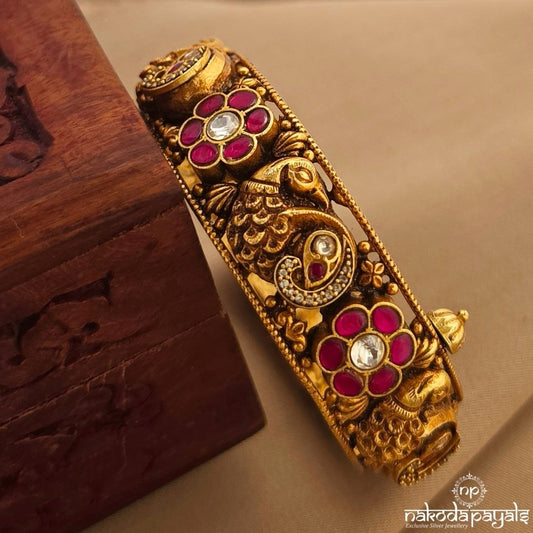 Peacock Kundan Screw Kada (Gk3317)