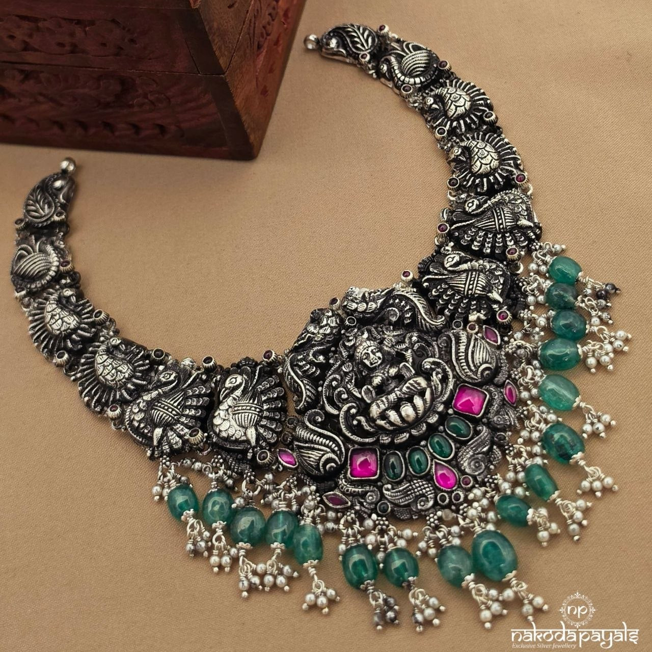 Divine Lakshmi Neckpiece (N12097)