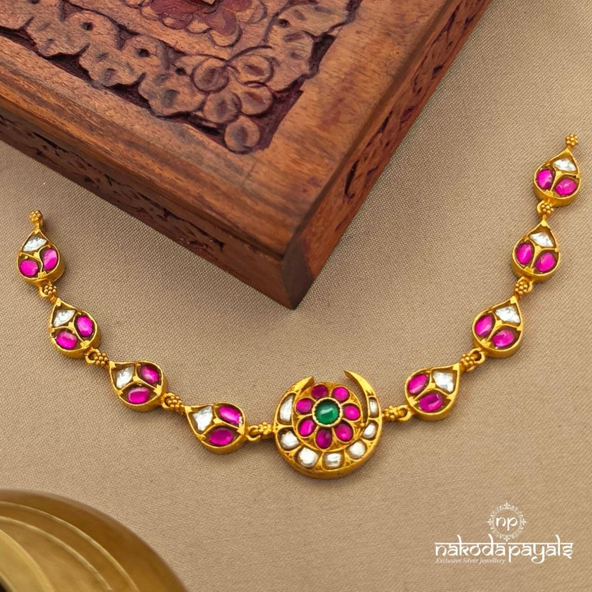 Half Moon Floral Kundan Choker (Gn10836)