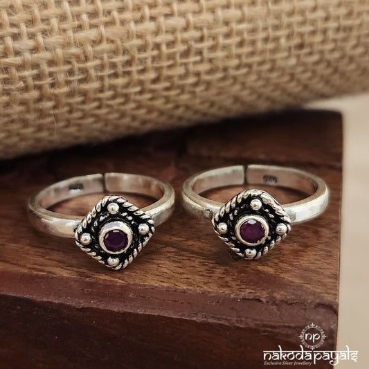 Red Squarish Toerings (T4522)