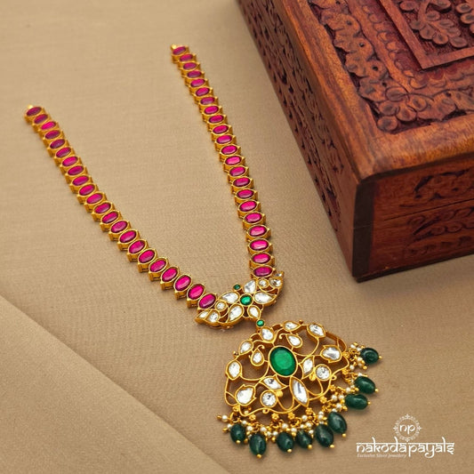 Exemplary Green Drop Neckpiece (Gn10264)