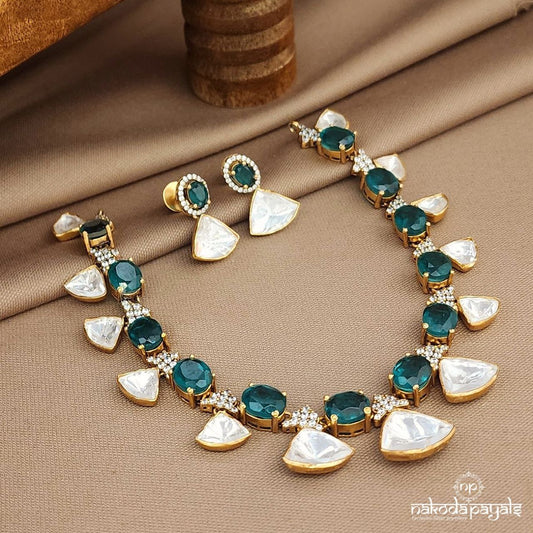 Emerald Green Moissanite Neckpiece With Earrings (Gn9515)