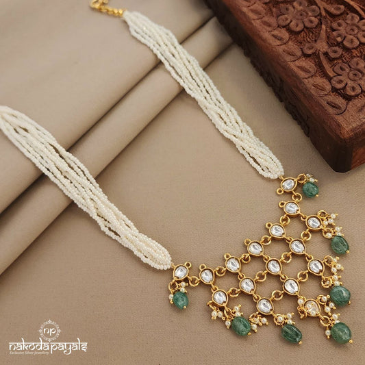 Floral Kundan White Neckpiece (Gn8885)
