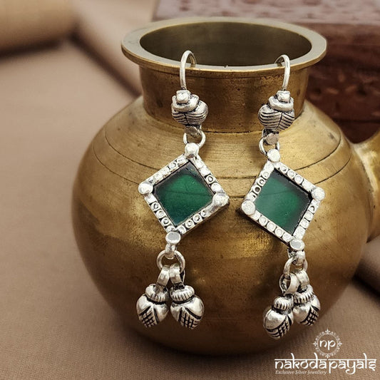 Squarish Green Hangings (H2215)