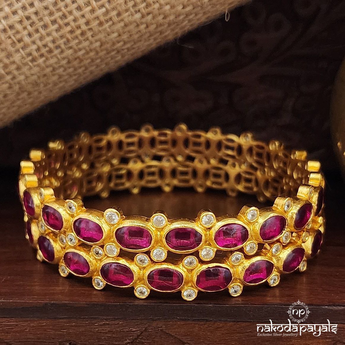 White Dot Pink Bangles Pair (Gk3094-96)