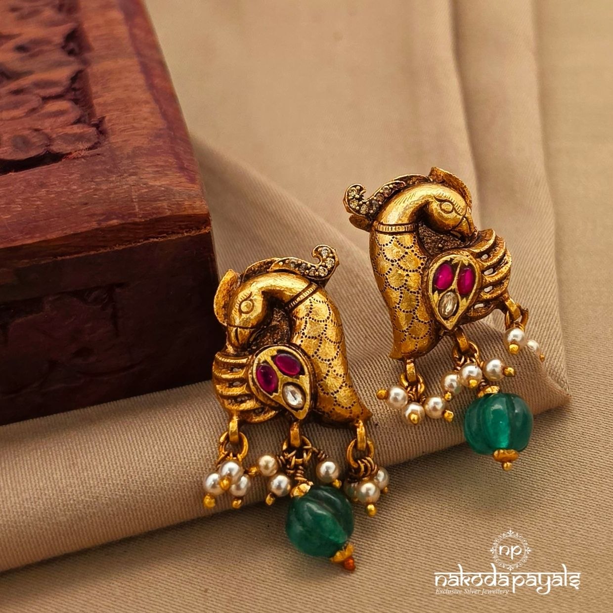 Kundan Peacock Studs (Ge10535)