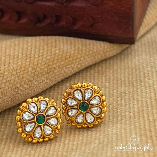 Green Dot Studs (Ge11123)