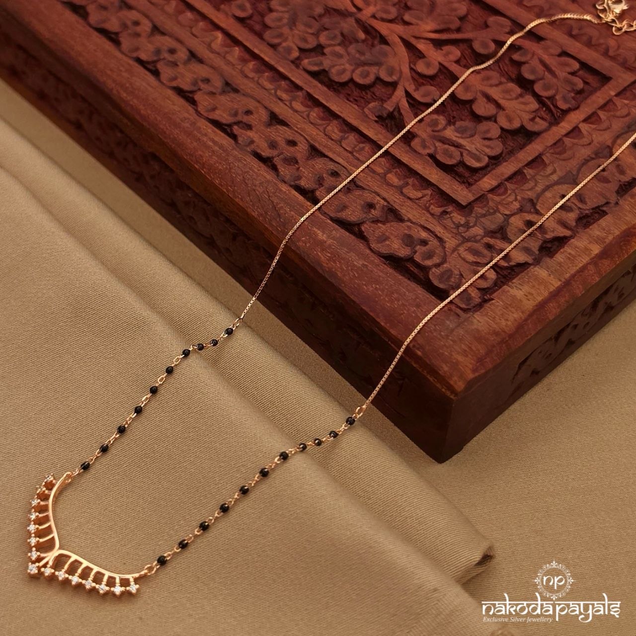 White Mangalsutra (Ms0628)