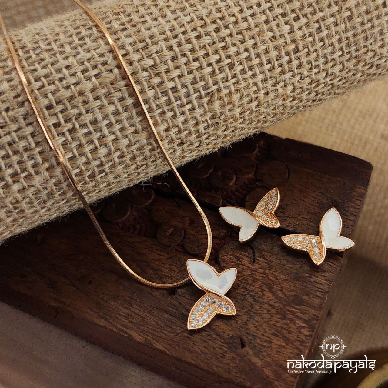 Butterfly Rose Gold Neckpiece With Earrings (St3113)