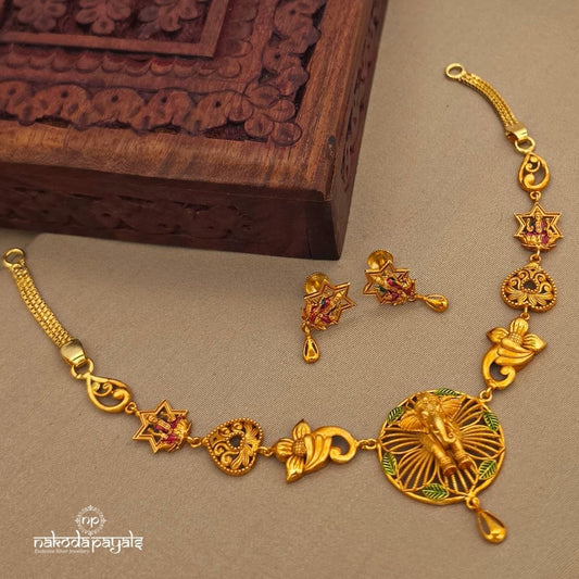 Hearty Elephant Neckpiece With Earrings (Gn10304)
