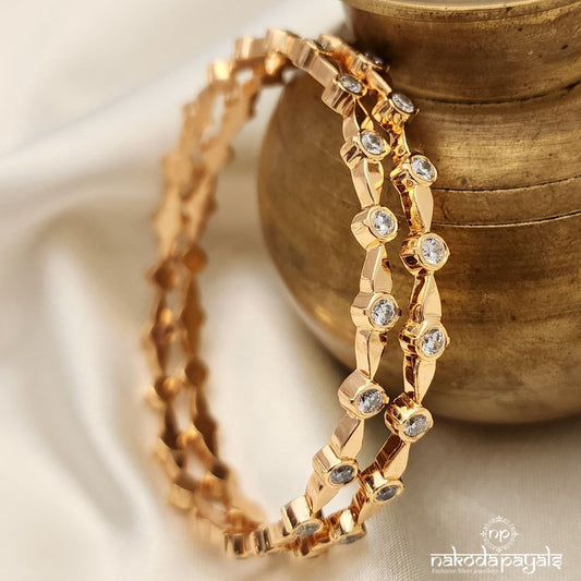 Gleaming White Bangles Pair (Gk2905)