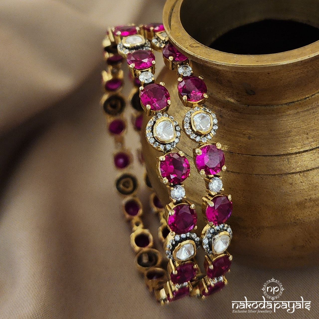 Pinkish Moissanite Bangles (Gk2828)
