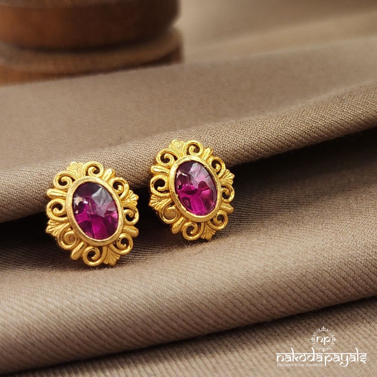 Stunning Pair Studs (Ge9820-25)
