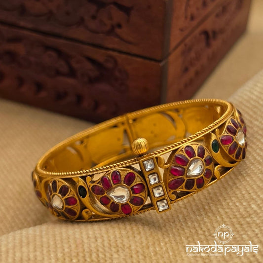 Traditional Mango Kundan Openable Screw Kada (Gk3357)