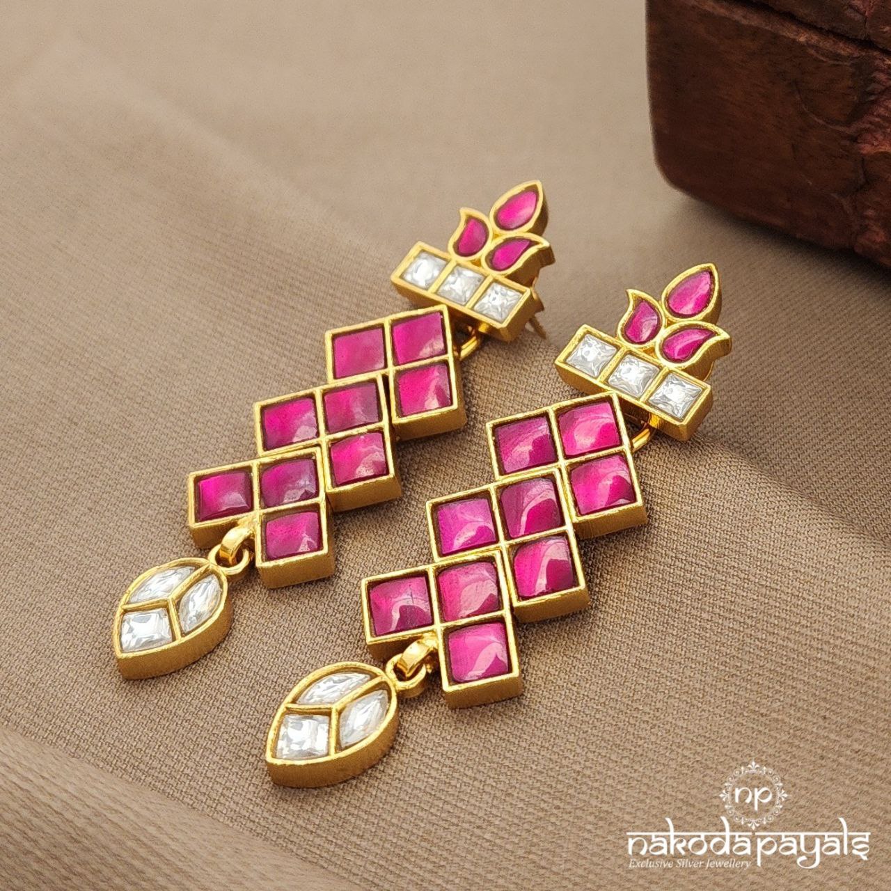 Squarish Pink Kundan Earrings (Ge10150)