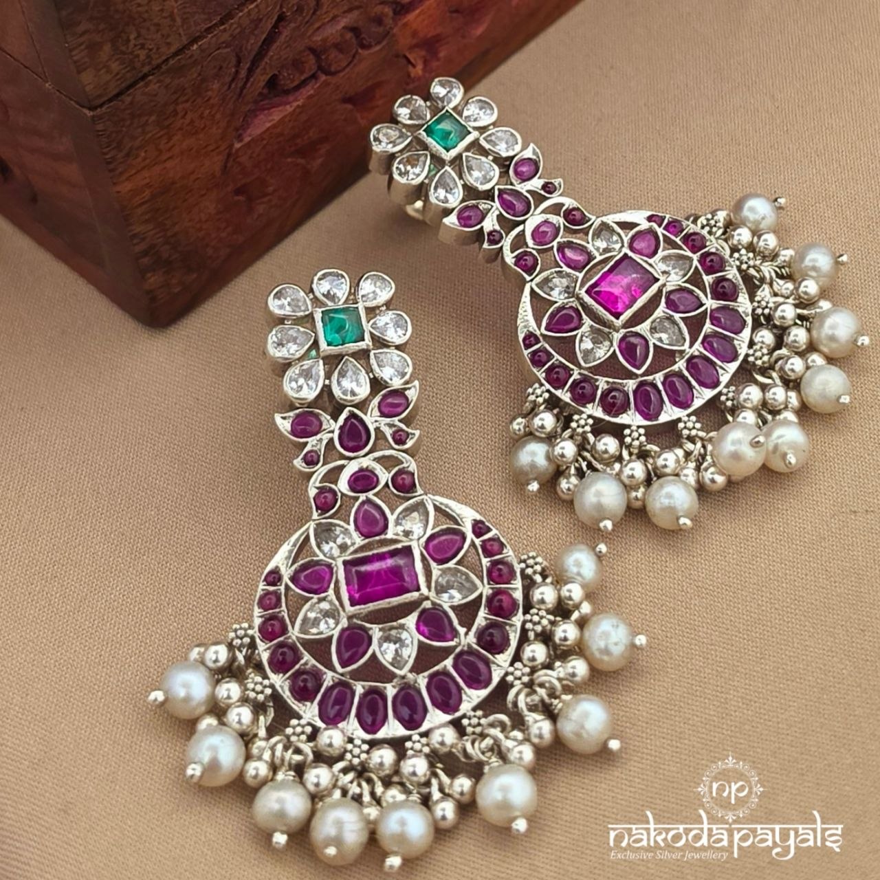Exclusive Pearly Chandbali (C4233)