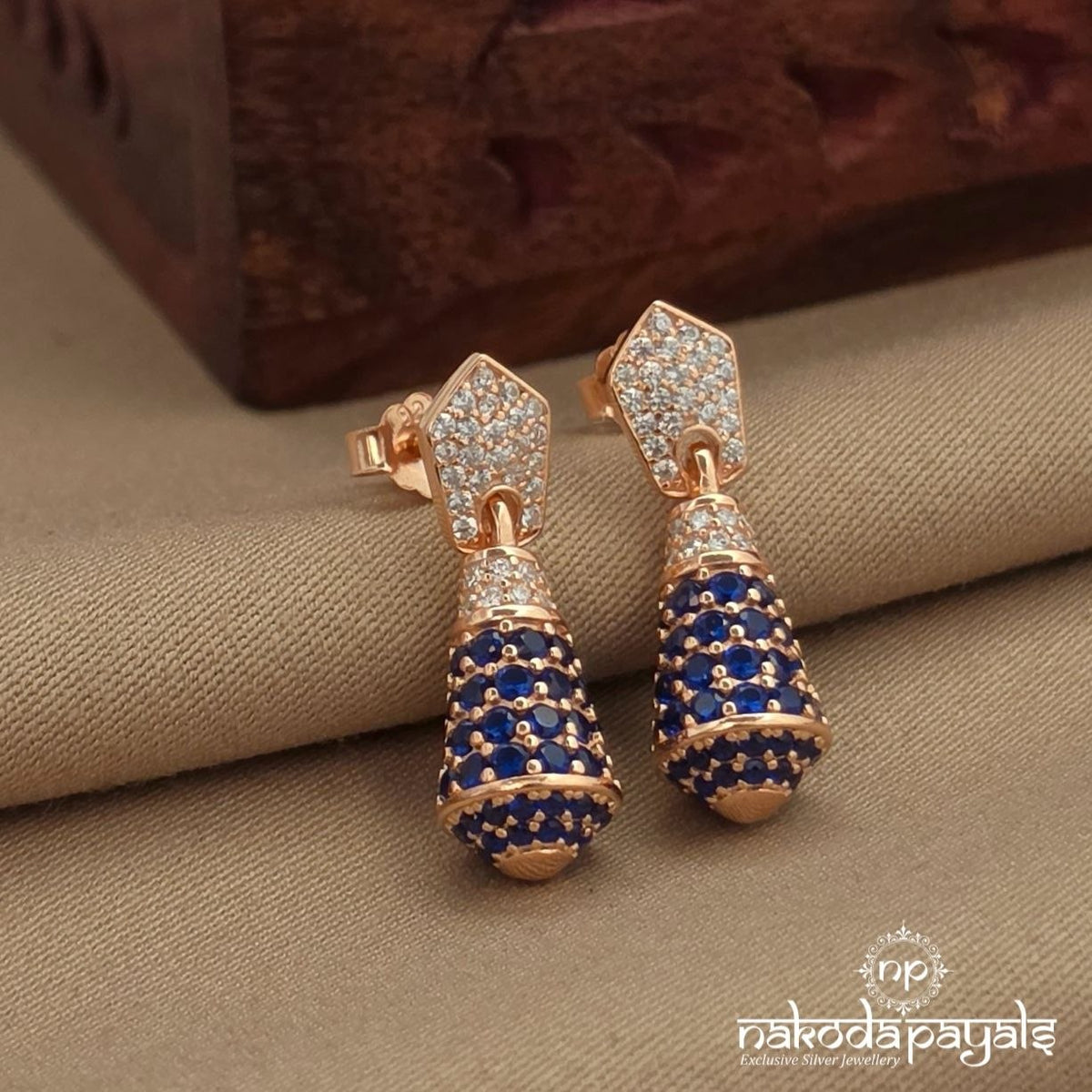 Bluish CZ Earrings (St4185-86)