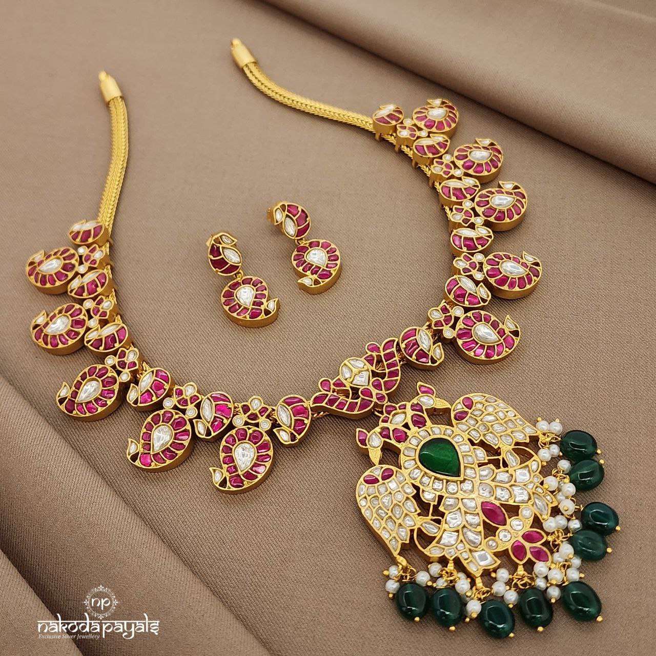 Gandaberunda kundan Neckpiece With Earrings (Gn9107)