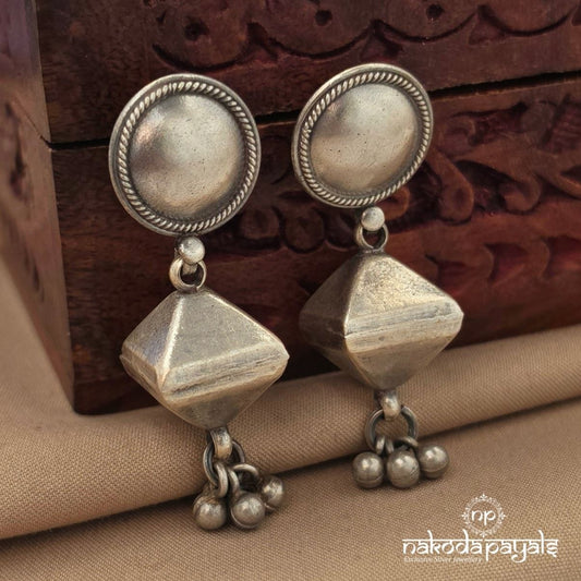 Elegant Oxidised Chandbali (C4198)