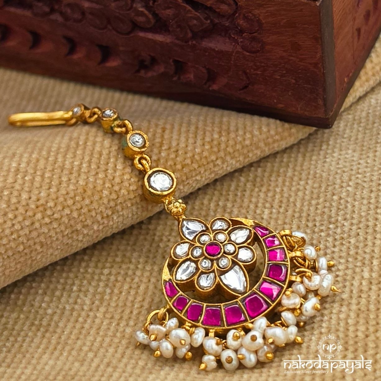 Half Moon Kundan Maang Tikka (Gm1242)