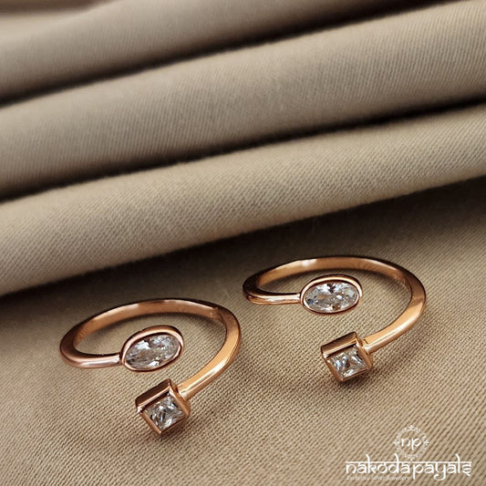 Rose Gold White Oval Toerings (T4399)