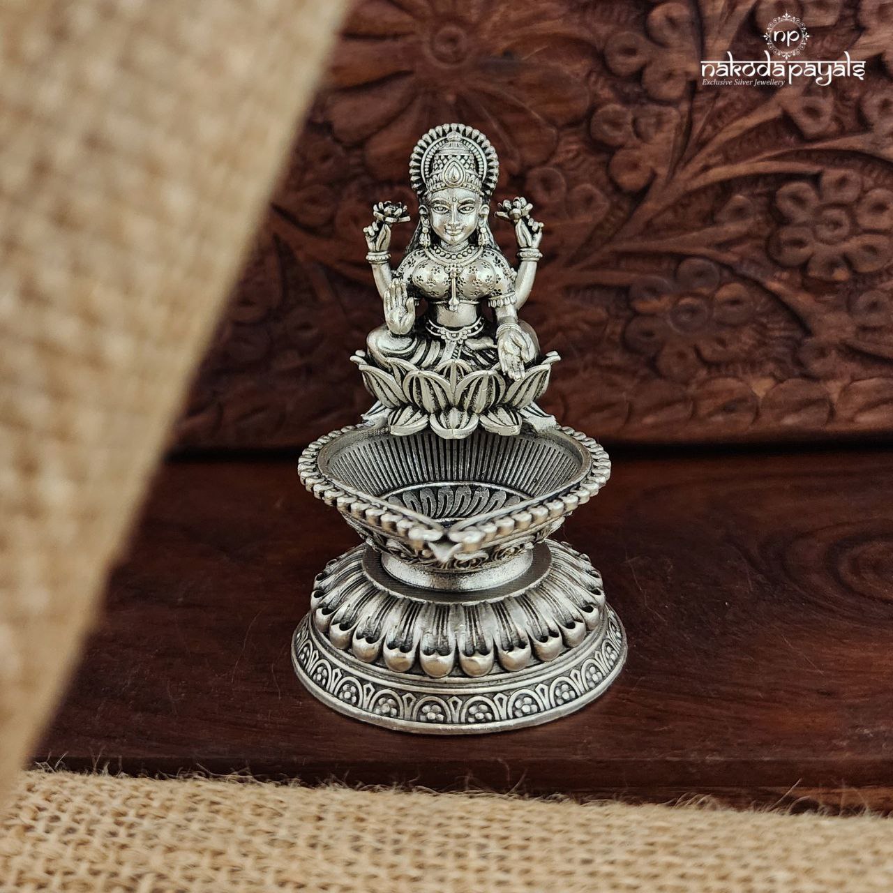 Lakshmi Deepam (Aa1764) – Nakoda Payals