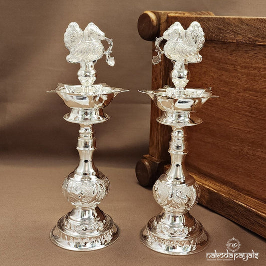 White Peacock "18 Inch" Deepam Pair (Aa2531)