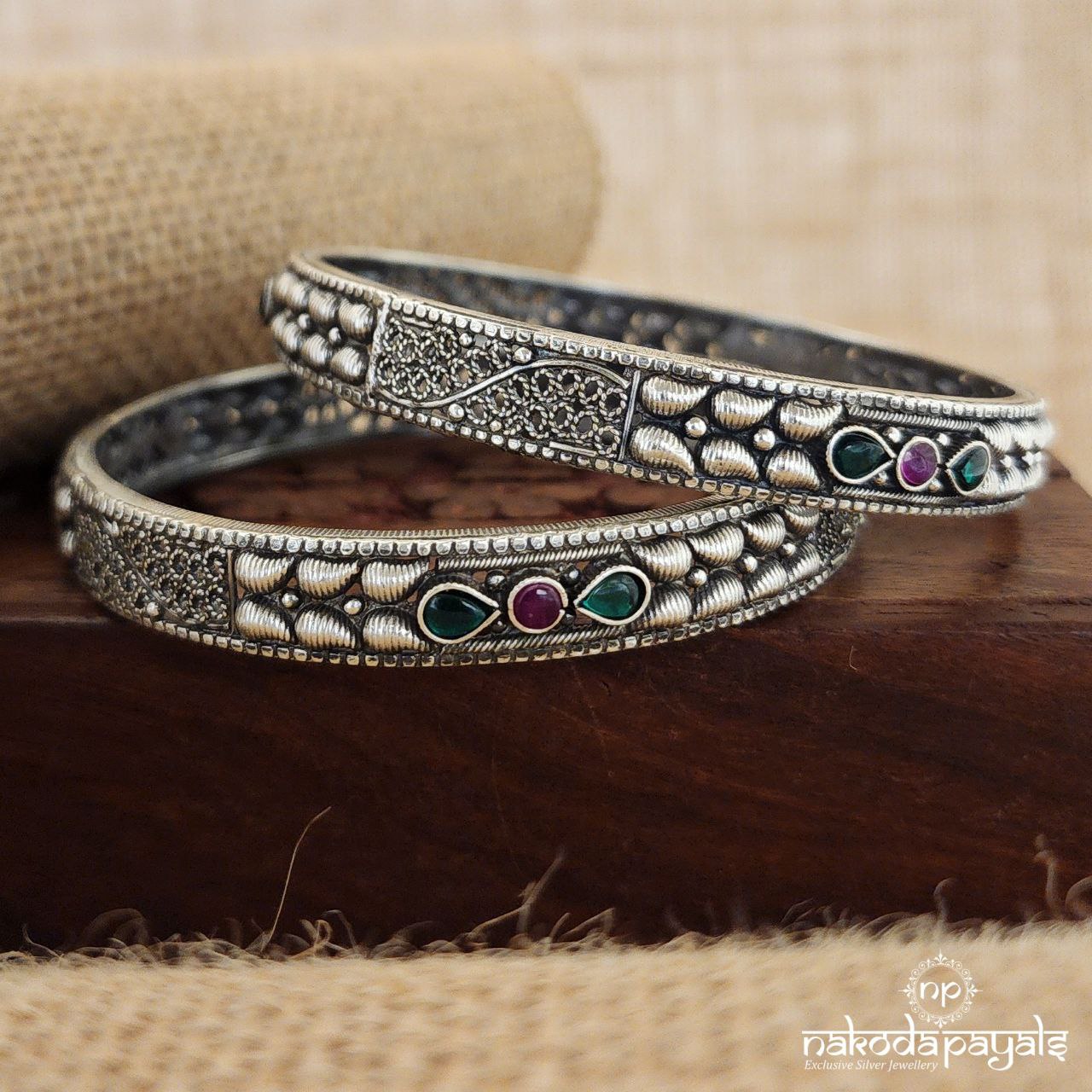 Green Mango Bangle Pair (K5026)