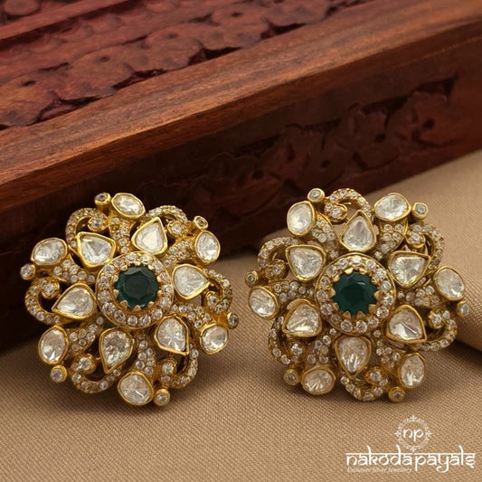 Eye Catching Green Moissanite Studs (Ge10697)