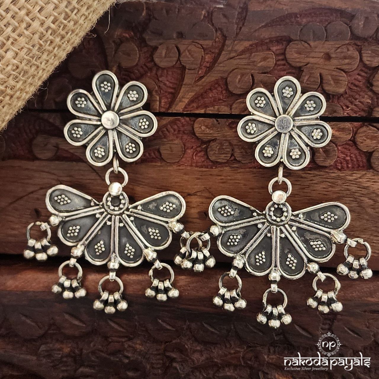 Gorgeous Flower Chandbali (C3646)