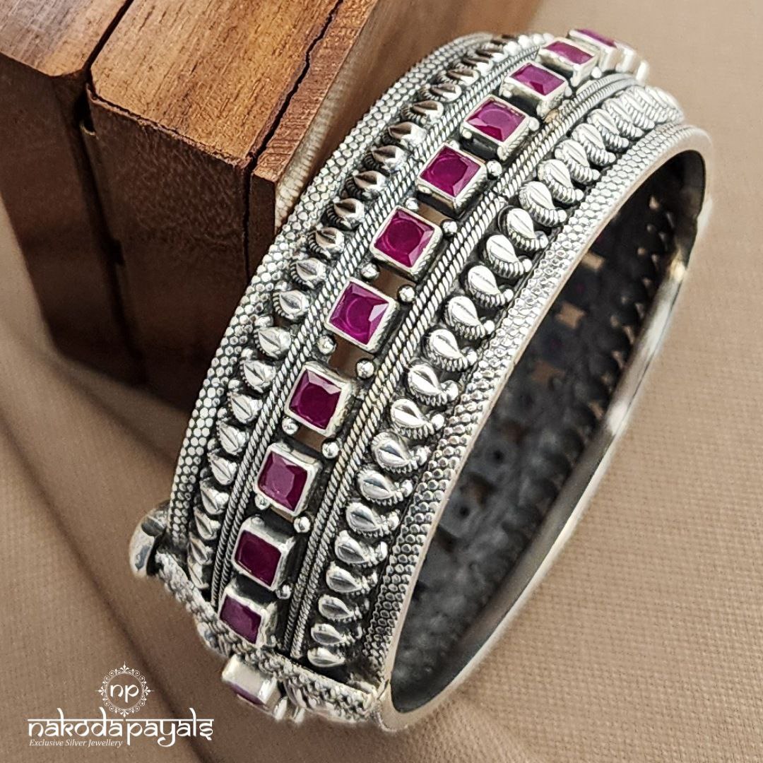 Squarish Red Broad Single Kada (2.4) (K6109)