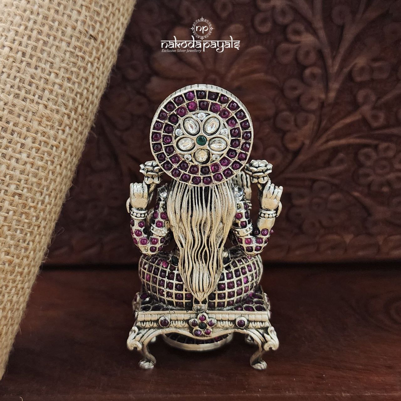 Lalithasana Kemp Idol (Aa1971)