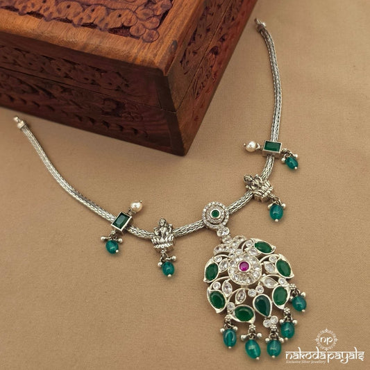 Graceful Lakshmi Neckpiece (N12109)