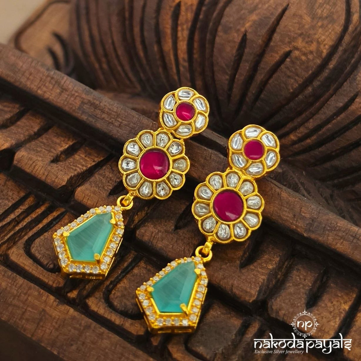Pink Dot Floral Kundan Chandbali (Ge11572)