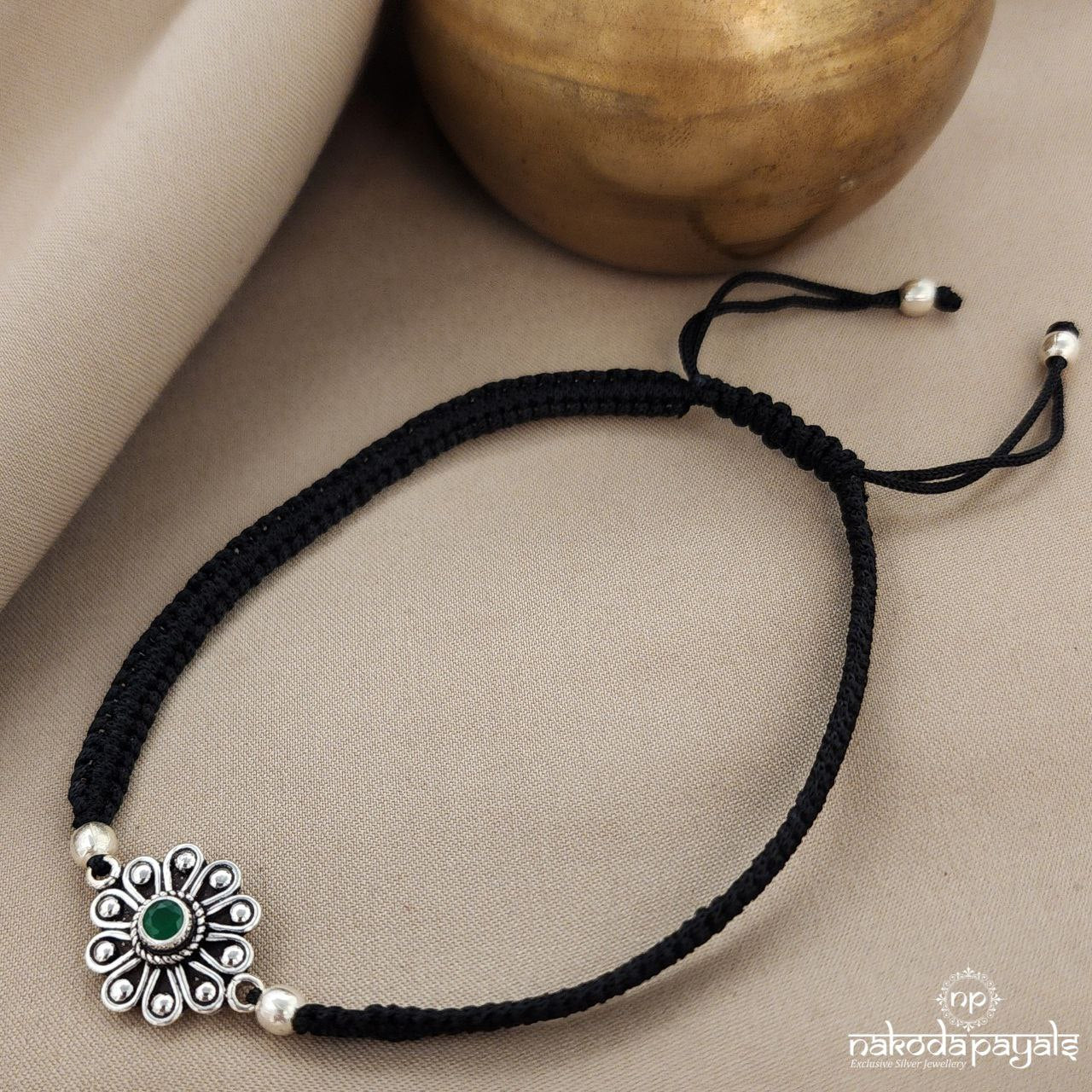 Nazariya Thread Dot (Nz0713)